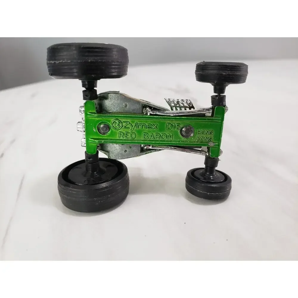 81895 ZYLMEX Crazy Wheels 1/64 - D16 B‎ Red Baron Krazy Vintage